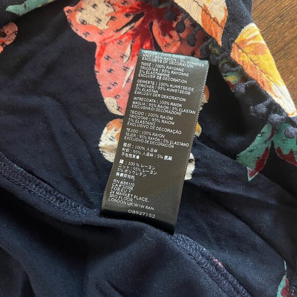 By Anthropologie Dakota Embroidered Square Neck Floral Boho Top Blouse Navy XS - Picture 6 of 9